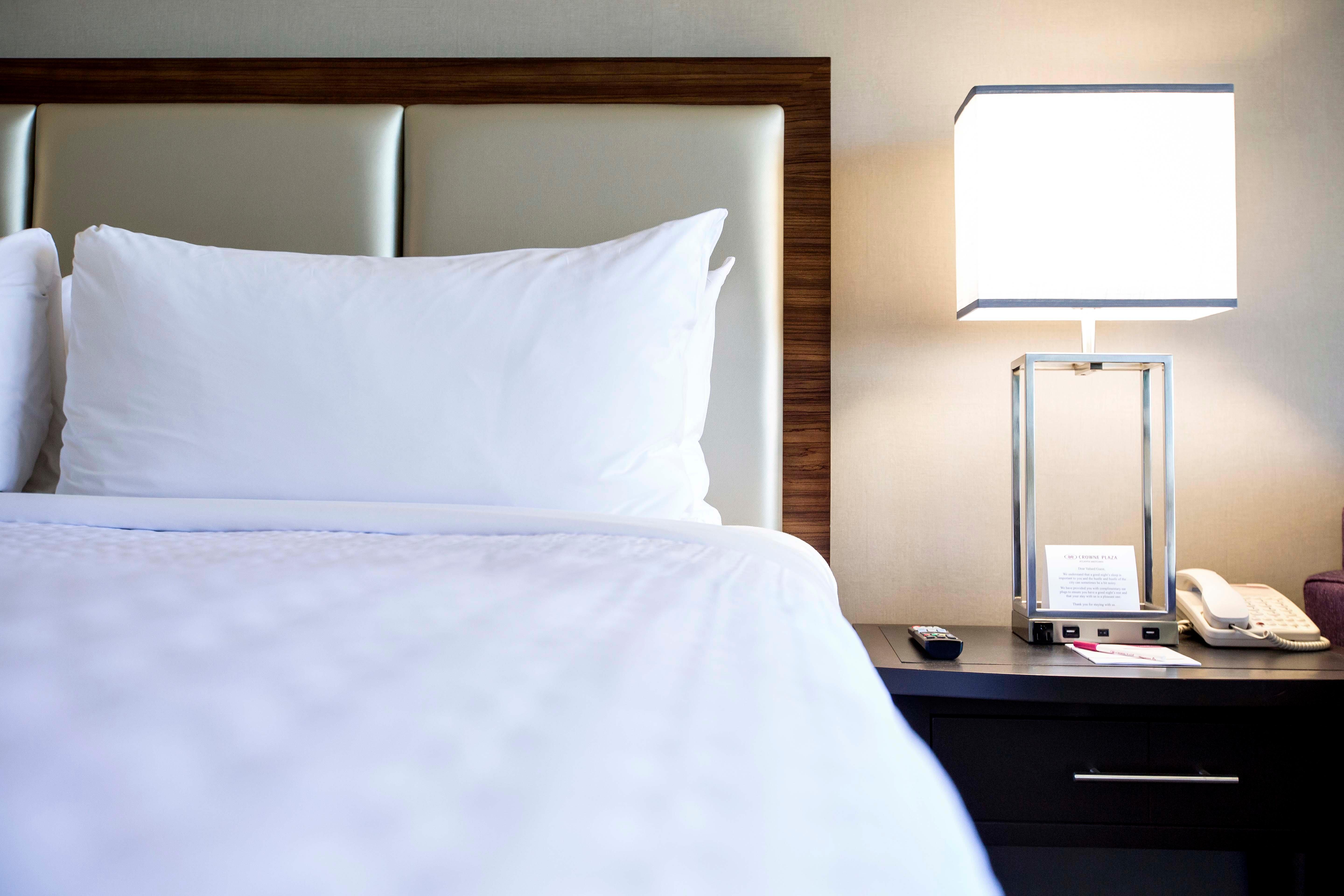 Crowne Plaza Atlanta - Midtown By Ihg Hotel Exterior photo